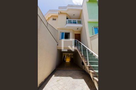 Casa à venda com 90m², 2 quartos e 3 vagas Casa à venda com 90m², 2 quartos e 3 vagasFachada - Entrada