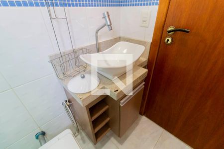 Casa à venda com 90m², 2 quartos e 3 vagas Casa à venda com 90m², 2 quartos e 3 vagasBanheiro Suíte 1