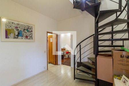 Casa à venda com 285m², 4 quartos e 5 vagas Casa à venda com 285m², 4 quartos e 5 vagasSala