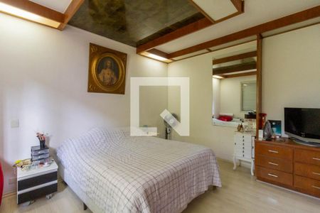 Casa à venda com 285m², 4 quartos e 5 vagas Casa à venda com 285m², 4 quartos e 5 vagasSuíte 2