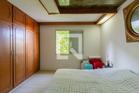 Casa à venda com 285m², 4 quartos e 5 vagas Casa à venda com 285m², 4 quartos e 5 vagasSuíte 2