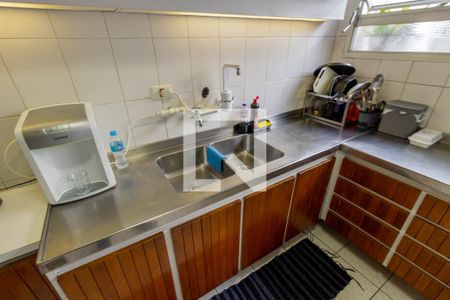 Casa à venda com 285m², 4 quartos e 5 vagas Casa à venda com 285m², 4 quartos e 5 vagasCozinha