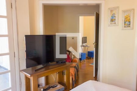 Casa à venda com 307m², 3 quartos e 4 vagasSuíte 1