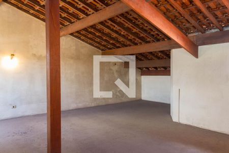 Casa à venda com 307m², 3 quartos e 4 vagasSótão