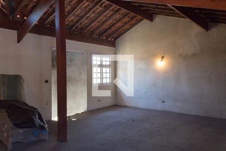 Casa à venda com 307m², 3 quartos e 4 vagasSótão