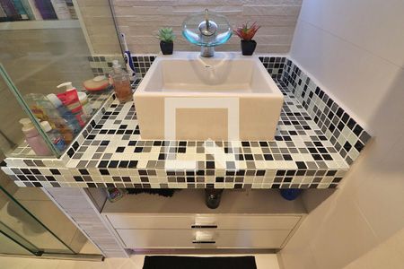 Apartamento à venda com 60m², 3 quartos e 1 vagaBanheiro Social