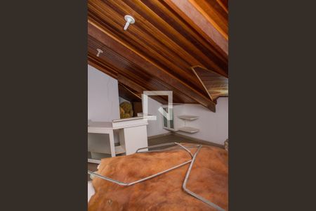 Casa à venda com 490m², 4 quartos e 2 vagasSuíte 04 - 4º Andar