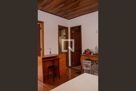 Casa à venda com 490m², 4 quartos e 2 vagasSuíte 03 - 3º Andar