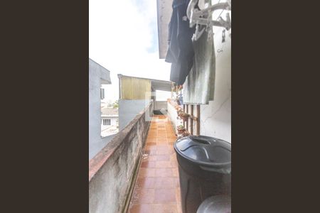 Casa à venda com 400m², 8 quartos e 4 vagas Casa à venda com 400m², 8 quartos e 4 vagasÁrea de serviço - casa 1