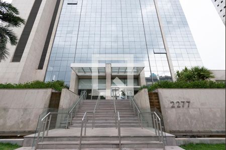 Studio à venda com 42m², 1 quarto e 1 vaga Studio à venda com 42m², 1 quarto e 1 vagaFachada do Prédio