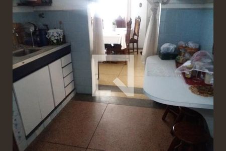 Casa à venda com 400m², 4 quartos e 4 vagas