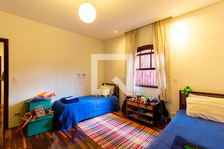 Casa à venda com 320m², 3 quartos e 1 vaga Casa à venda com 320m², 3 quartos e 1 vagaQuarto