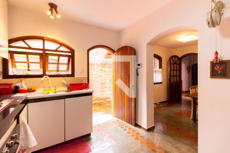 Casa à venda com 320m², 3 quartos e 1 vaga Casa à venda com 320m², 3 quartos e 1 vagaCozinha