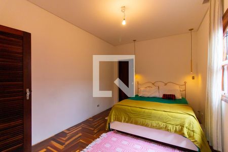 Casa à venda com 320m², 3 quartos e 1 vaga Casa à venda com 320m², 3 quartos e 1 vagaSuíte