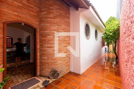 Casa à venda com 320m², 3 quartos e 1 vaga Casa à venda com 320m², 3 quartos e 1 vagaCorredor Lateral Esquerda
