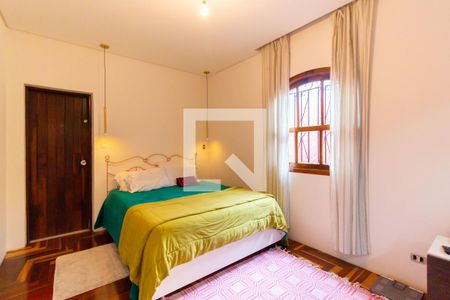 Casa à venda com 320m², 3 quartos e 1 vaga Casa à venda com 320m², 3 quartos e 1 vagaSuíte