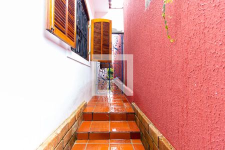 Casa à venda com 320m², 3 quartos e 1 vaga Casa à venda com 320m², 3 quartos e 1 vagaCorredor Lateral Direita