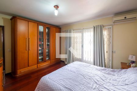 Casa à venda com 309m², 4 quartos e 2 vagas Casa à venda com 309m², 4 quartos e 2 vagasSuíte
