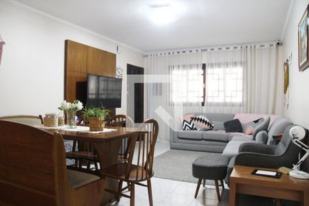 Sala de casa para alugar com 4 quartos, 170m² em Jardim Santa Mena, Guarulhos