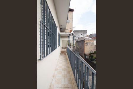 Casa à venda com 127m², 4 quartos e 1 vaga Casa à venda com 127m², 4 quartos e 1 vagaVaranda - Casa 02