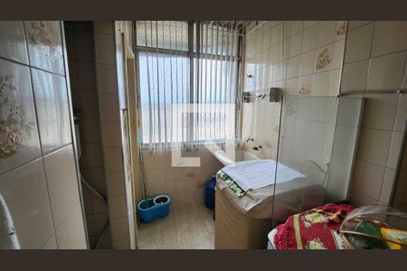 Apartamento à venda com 77m², 2 quartos e 1 vagaÁrea de Serviço