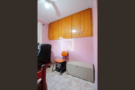 Casa à venda com 269m², 3 quartos e 2 vagas Casa à venda com 269m², 3 quartos e 2 vagasQuarto 2