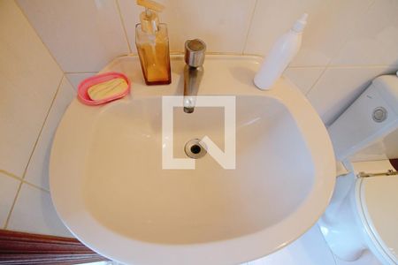 Casa à venda com 269m², 3 quartos e 2 vagas Casa à venda com 269m², 3 quartos e 2 vagasBanheiro de serviço