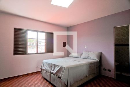 Suíte de casa à venda com 4 quartos, 175m² em Jardim Miriam, São Paulo