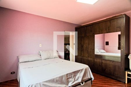 Suíte de casa à venda com 4 quartos, 175m² em Jardim Miriam, São Paulo