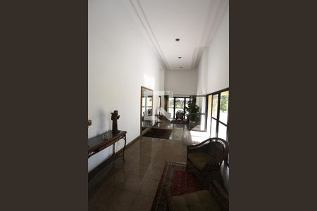 Apartamento à venda com 129m², 3 quartos e 2 vagasHall de entrada