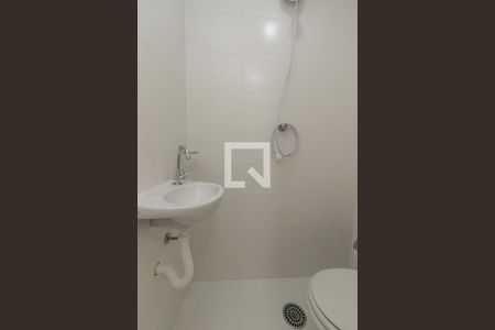 Apartamento para alugar com 67m², 2 quartos e 1 vaga Apartamento para alugar com 67m², 2 quartos e 1 vagaBanheiro de Serviço