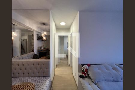 Corredor de apartamento para alugar com 2 quartos, 55m² em Todos Os Santos, Rio de Janeiro