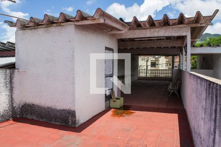 Casa à venda com 296m², 3 quartos e 6 vagasTerraço