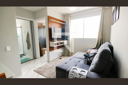 Sala de apartamento para alugar com 2 quartos, 44m² em Usina Piratininga, São Paulo