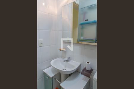 Casa de condomínio à venda com 64m², 2 quartos e 1 vagaBanheiro Suíte 1