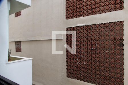 Apartamento à venda com 105m², 4 quartos e sem vaga Apartamento à venda com 105m², 4 quartos e sem vagaÁrea serviço vista