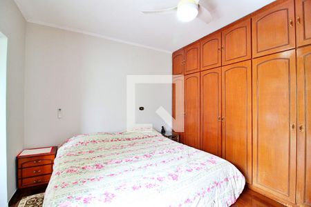 Casa à venda com 185m², 3 quartos e 2 vagasQuarto Suíte