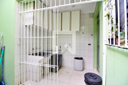 Casa à venda com 185m², 3 quartos e 2 vagasÁrea de Serviço