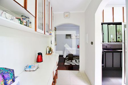 Casa à venda com 185m², 3 quartos e 2 vagasCozinha