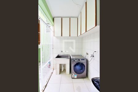 Casa à venda com 185m², 3 quartos e 2 vagasÁrea de Serviço