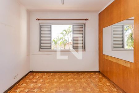 Casa à venda com 700m², 4 quartos e 8 vagasQuarto 2