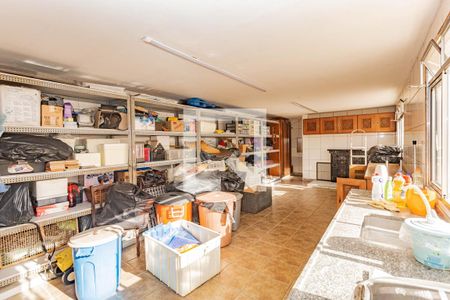 Casa à venda com 700m², 4 quartos e 8 vagasDeposito/Edicula