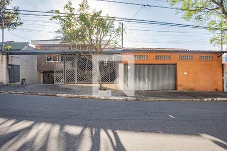 Casa à venda com 700m², 4 quartos e 8 vagasFachada