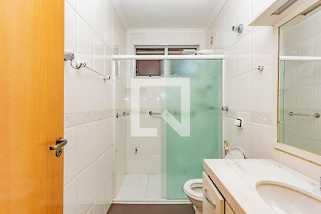 Casa à venda com 700m², 4 quartos e 8 vagasBanheiro da Suíte 1