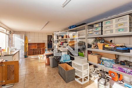 Casa à venda com 700m², 4 quartos e 8 vagasDeposito/Edicula