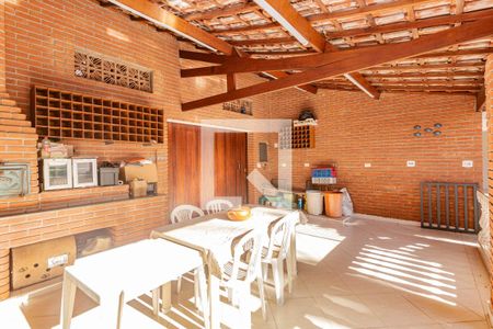 Casa à venda com 700m², 4 quartos e 8 vagasChurrasqueira