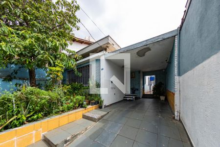 Casa à venda com 400m², 4 quartos e 3 vagas Casa à venda com 400m², 4 quartos e 3 vagasÁrea comum