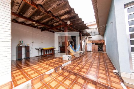 Casa à venda com 400m², 4 quartos e 3 vagas Casa à venda com 400m², 4 quartos e 3 vagasÁrea comum