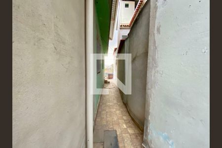 Casa à venda com 168m², 2 quartos e 1 vaga