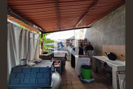 Casa à venda com 180m², 4 quartos e 3 vagas